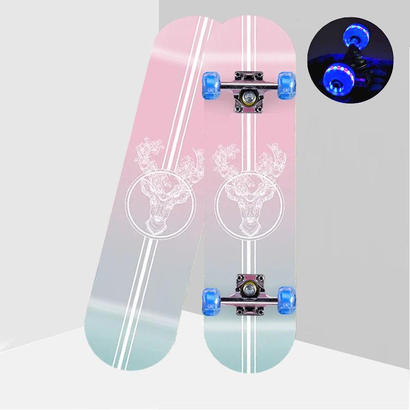 The riddled deer flash wheel is 80 cm long and 20 cm wide